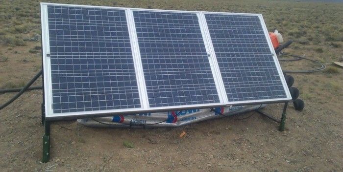 Instalación de bombas solares en la meseta de Chubut.-