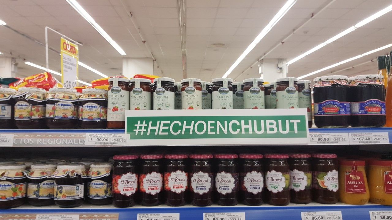 Productos de origen chubutense comenzaron  a incorporarse en supermercados y corralones.