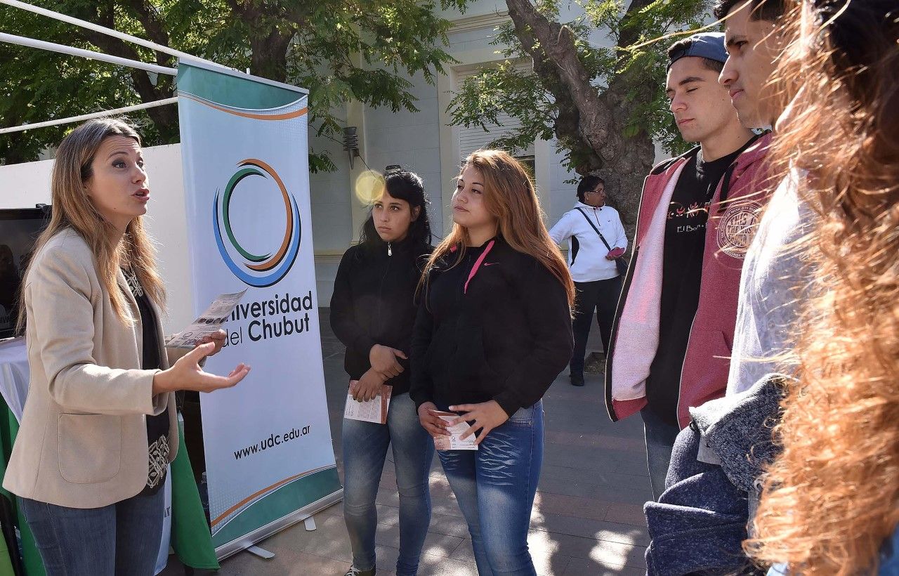 La Universidad del Chubut extiende hasta febrero las inscripciones para el ciclo lectivo 2018