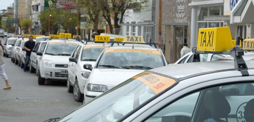 Quieren prohibir la llegada de UBER a la provincia