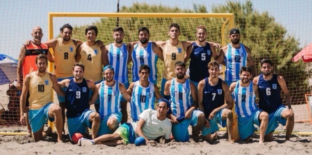 Francisco Rossetto, se encuentra en el seleccionado de Beach Handball.