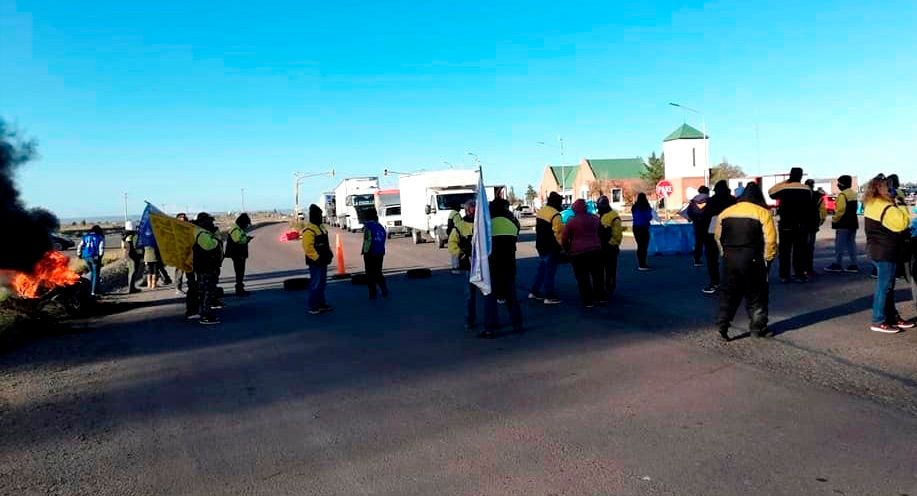 Camilo Neira: "Necesitamos cobrar, la situación no da para más"